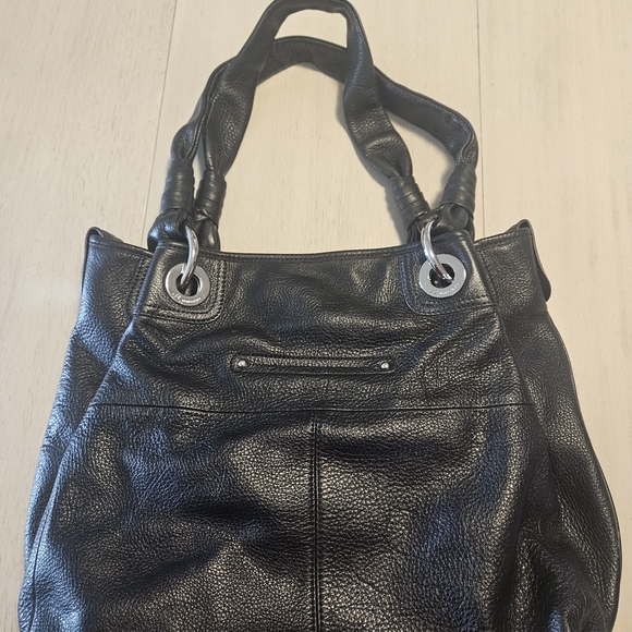 B. Makowsky Black Leather Shoulder Bag - Picture 3 of 9